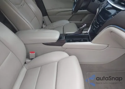 2013 Cadillac Xts Luxury z USA, uszkodzony, nr VIN 2G61P5S38D9117957